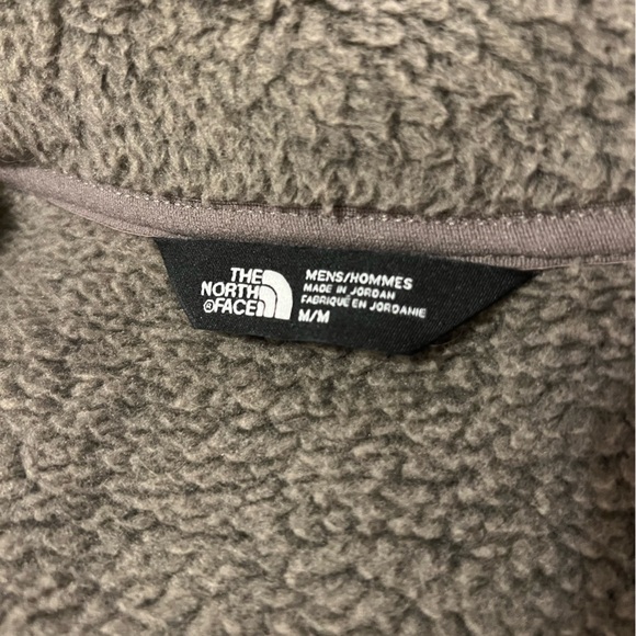 North Face vest - Picture 4 of 4